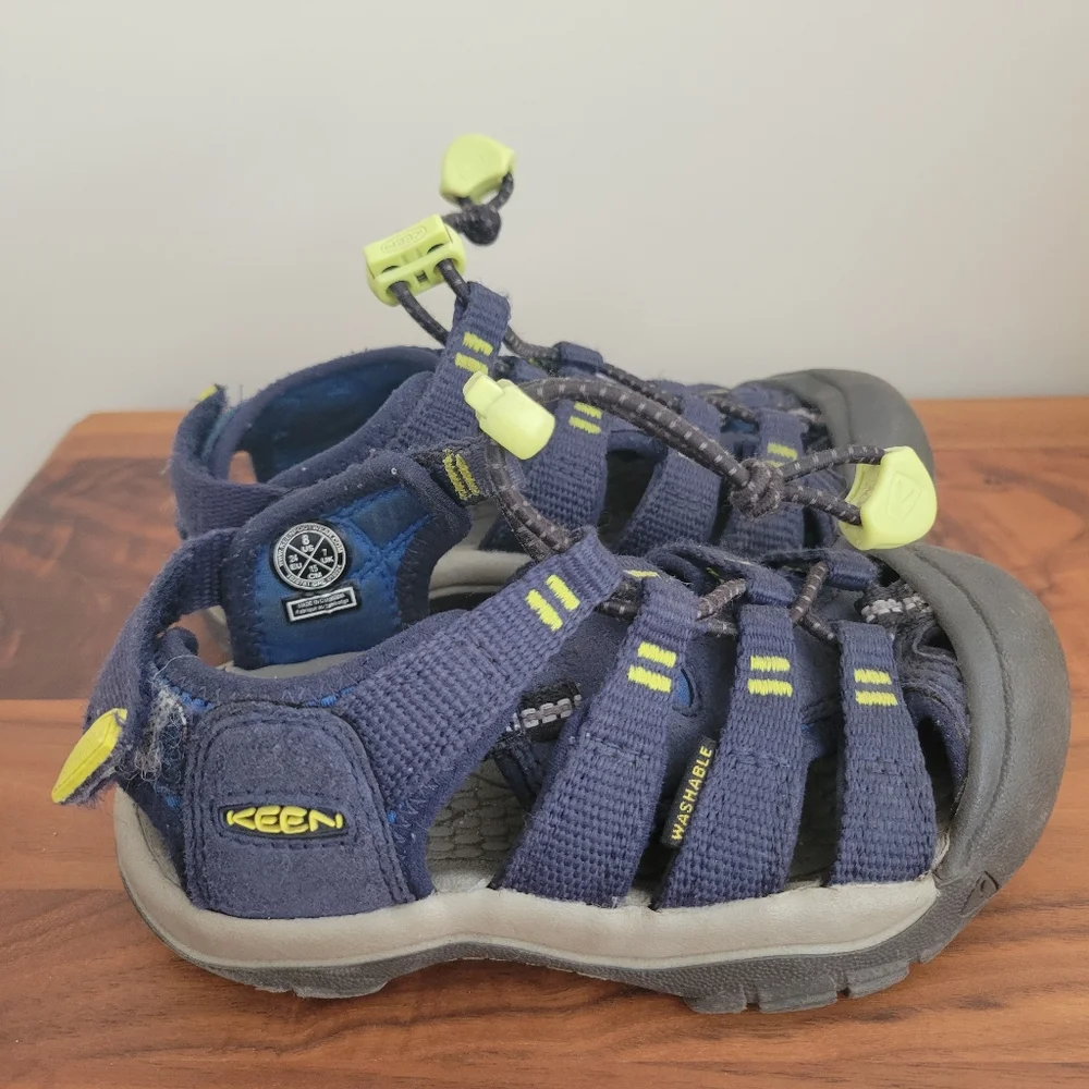 Keen Toddler Sandals - Picture 5 of 9